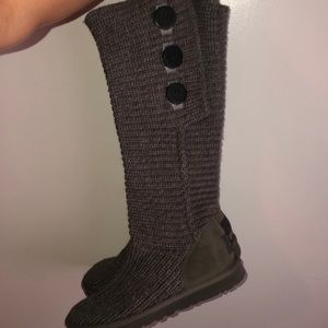 Grey knit uggs